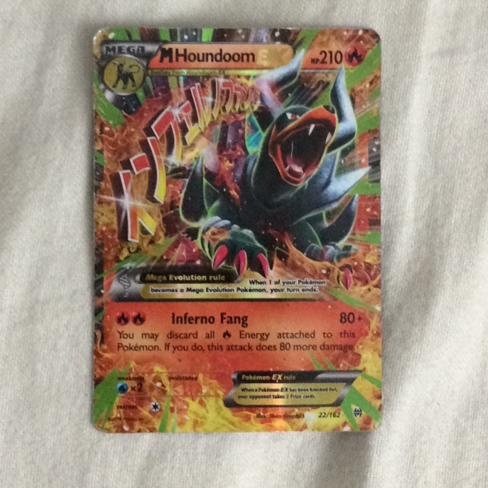 7/10 Condition Houndoom Mega - Picture 1 of 2